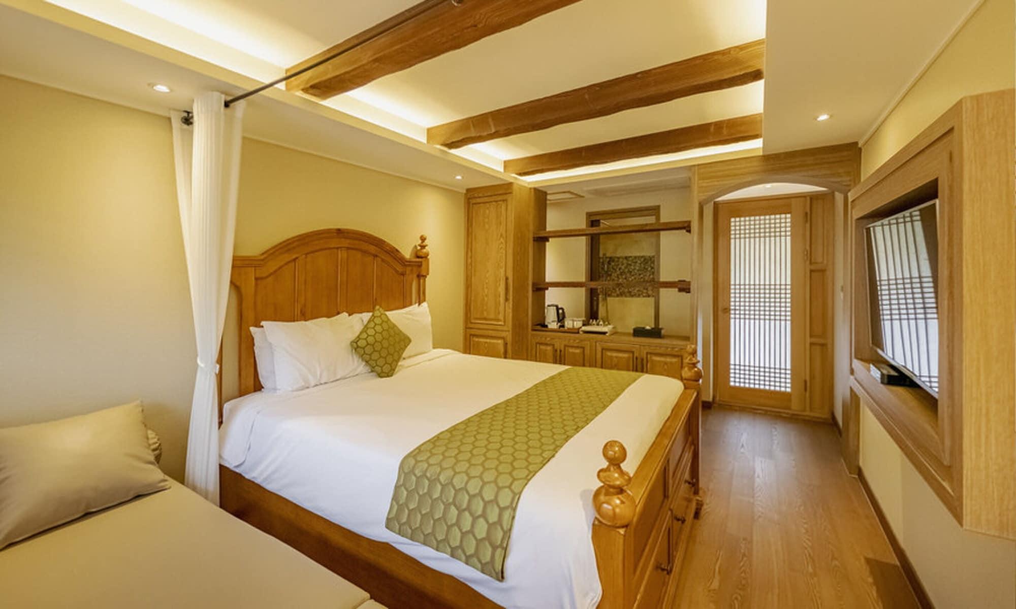 Hansan Marina Hotel & Resort Тхонъён Экстерьер фото