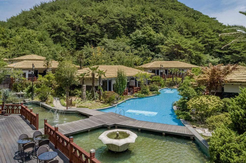 Hansan Marina Hotel & Resort Тхонъён Экстерьер фото