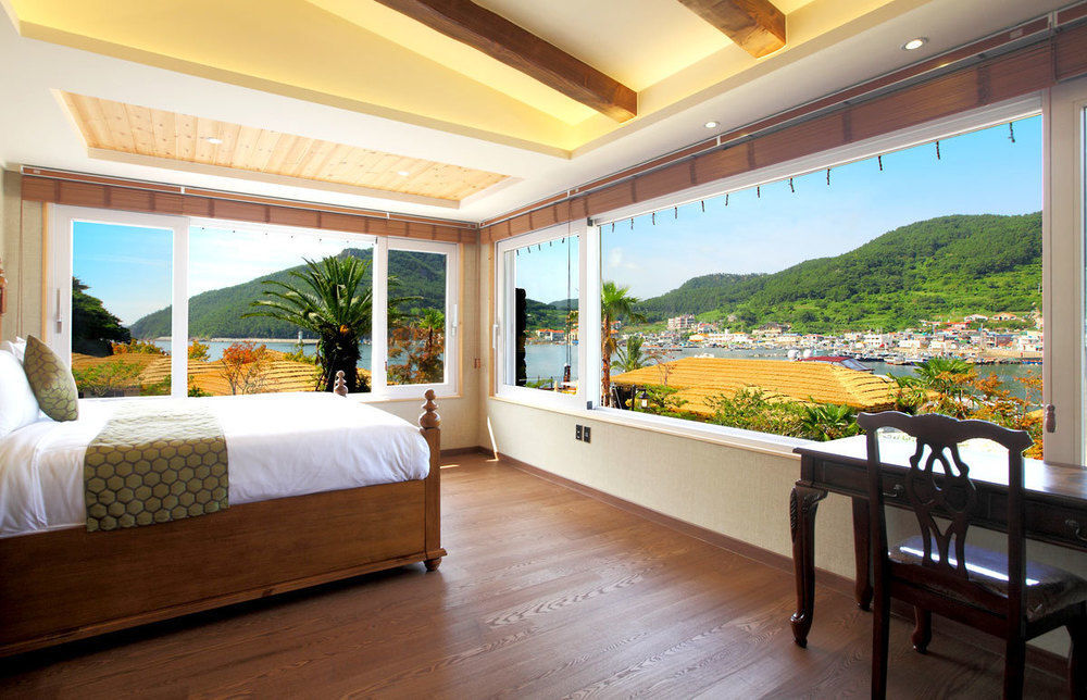 Hansan Marina Hotel & Resort Тхонъён Экстерьер фото